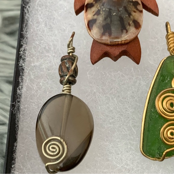 Vintage Pendants Turtle Shell Seaglass - Picture 3 of 8